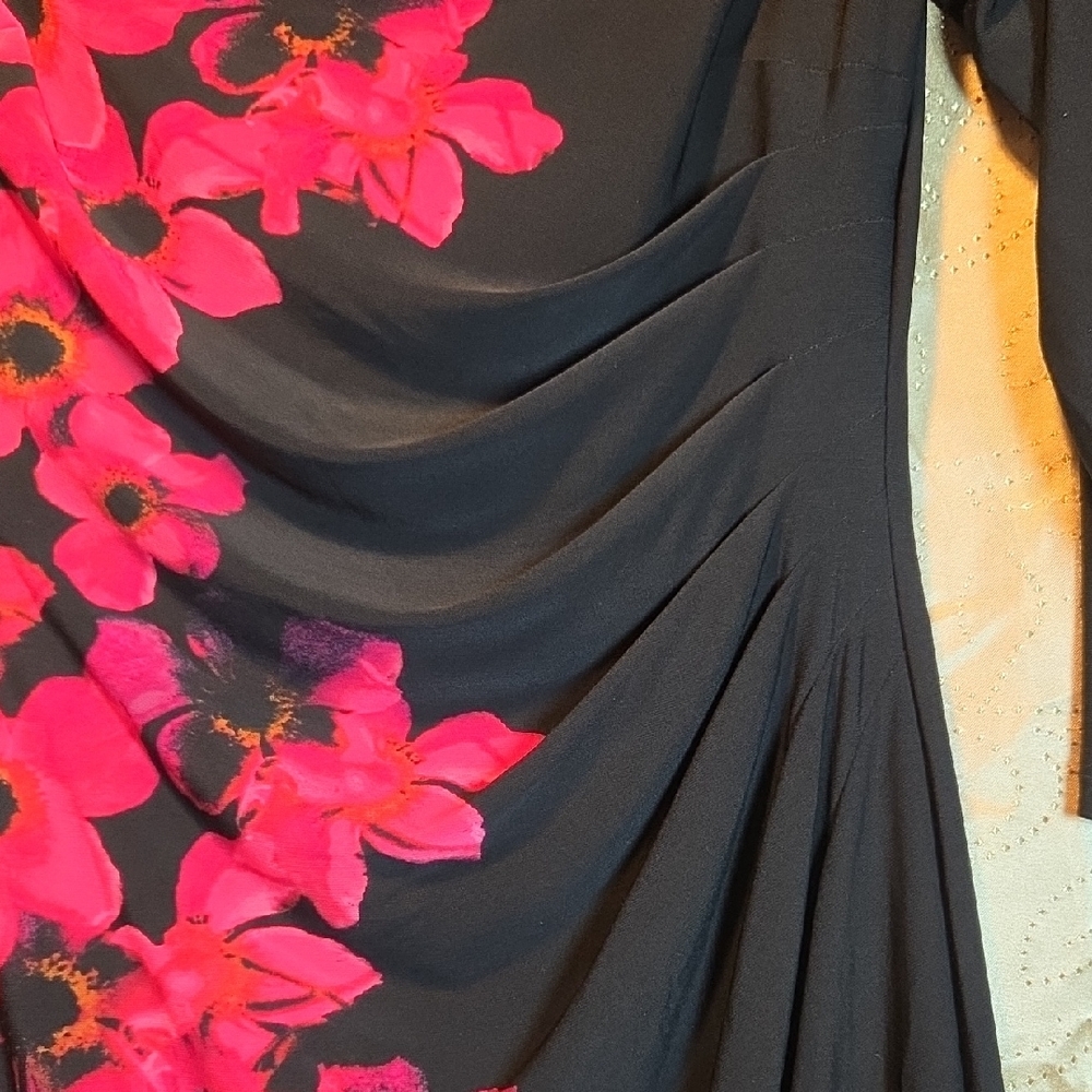 LAUREN Ralph Lauren Long Sleeve Dress with Pink Floral Design - Picture 2 of 5